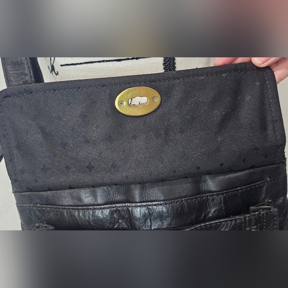 Fossil Stanton Black Pebbled Leather Traveler Large Organizer Crossbody Bag - Picture 5 of 16